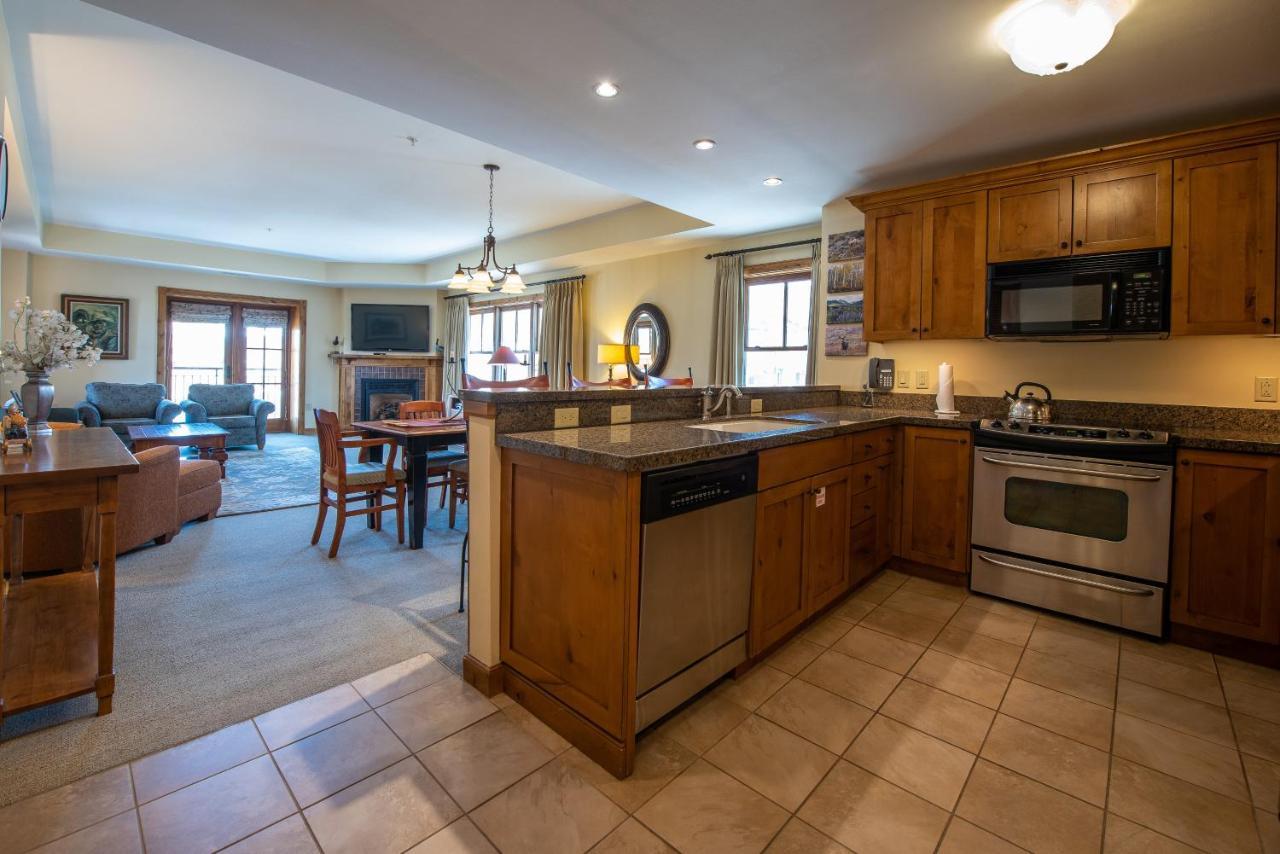 Two Bedroom Condo With Balcony Over Mountaineer Square - Just Steps From The Slopes! Condo Crested Butte Dış mekan fotoğraf